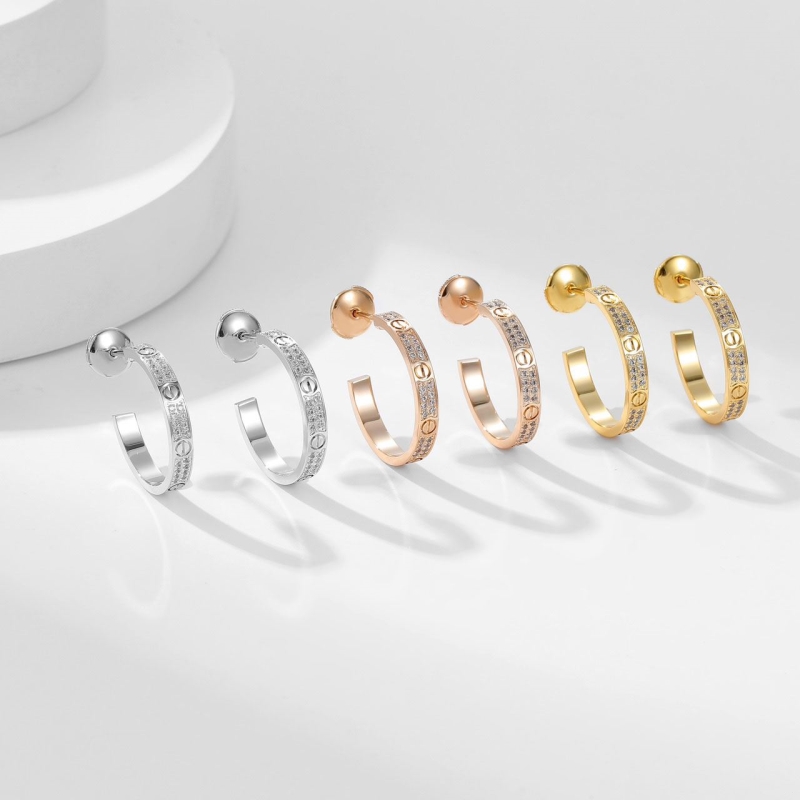 Ca*t*er earrings
